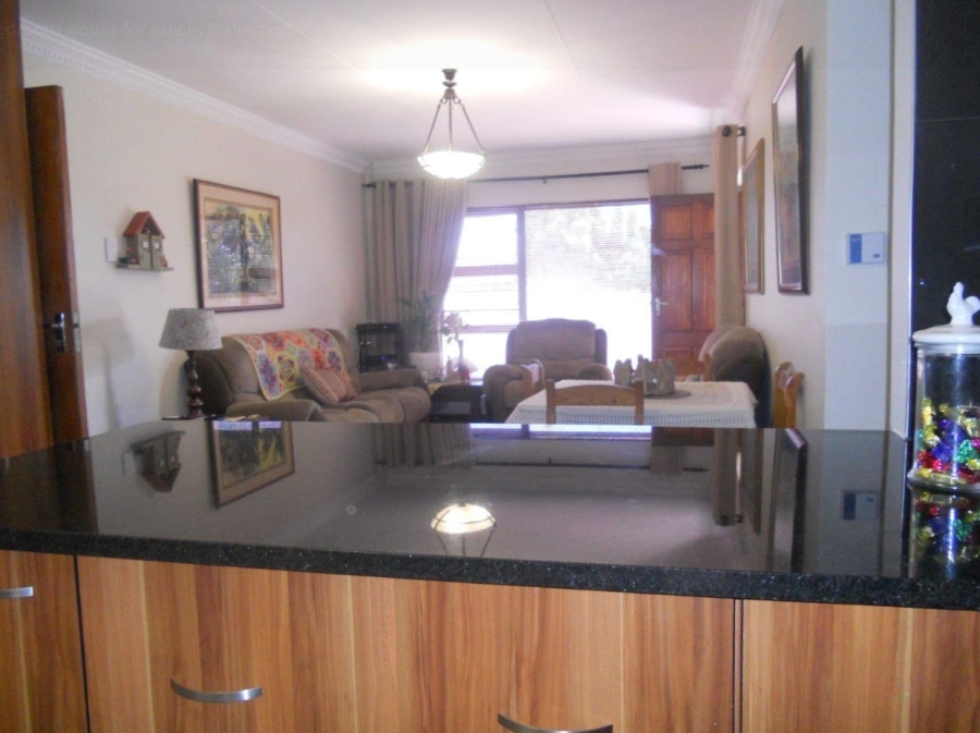 To Let 3 Bedroom Property for Rent in Wavecrest Eastern Cape